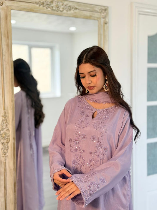 Noir Elegance – 3PC Silk Lawn Collection