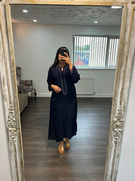 Mehvara – Navy Blue 2 Piece Moss Crepe Set