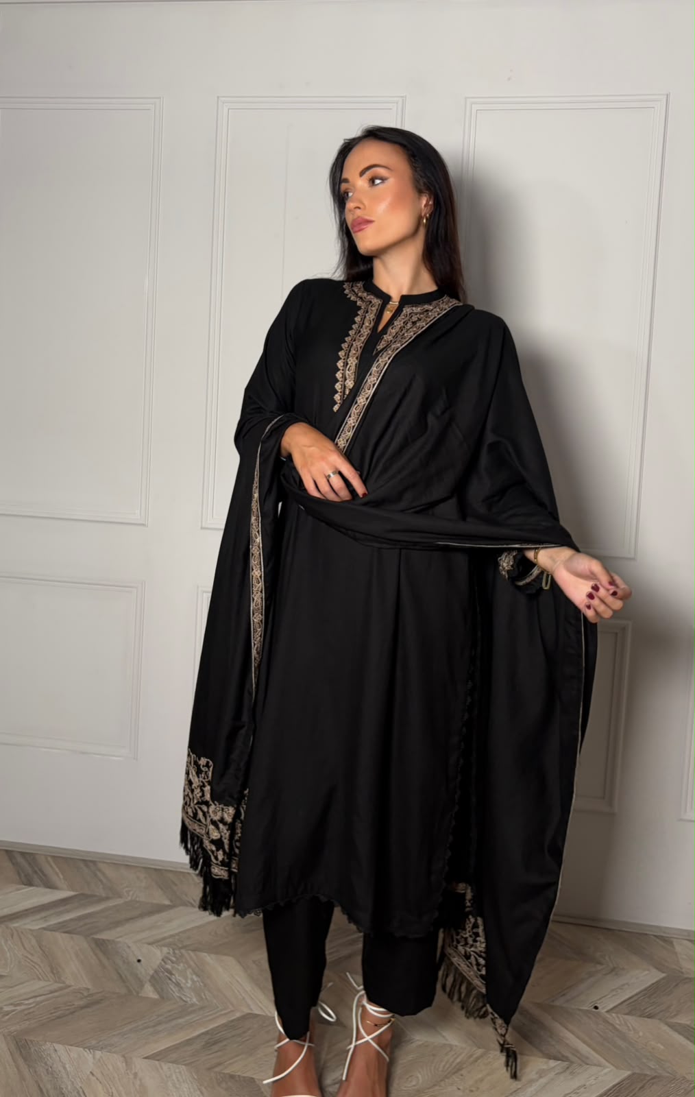 ZARISH — Embroidered Black Winter Viscose 3-Piece with Shawl