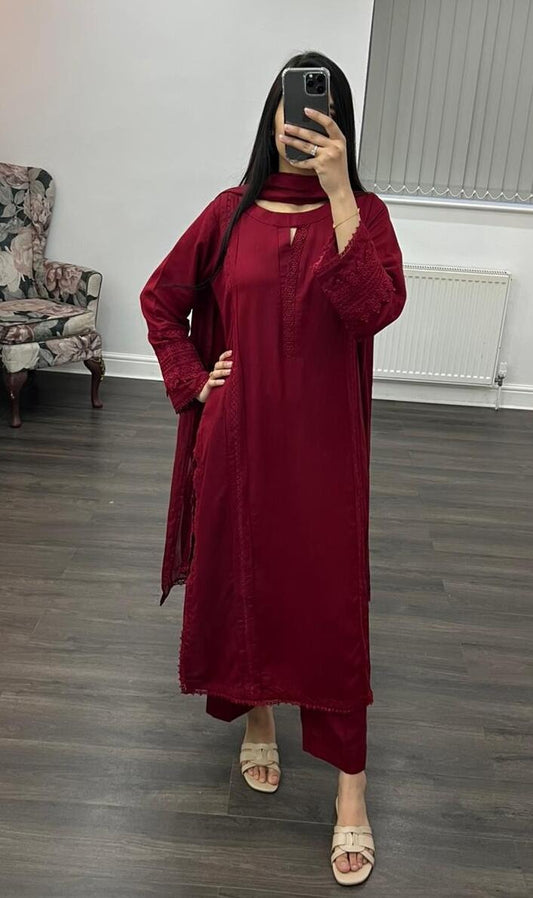 Hamra - Three Piece Karandi