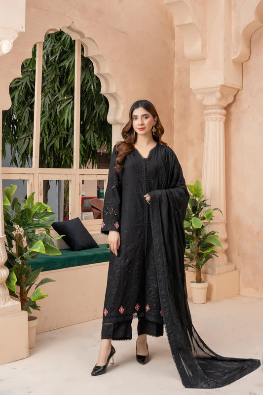 Huma Black Silk Dupatta & Embroidered Pret