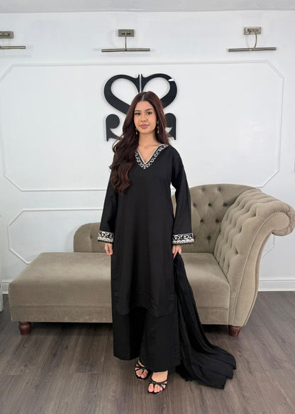 Anna – Two Piece Outfit
