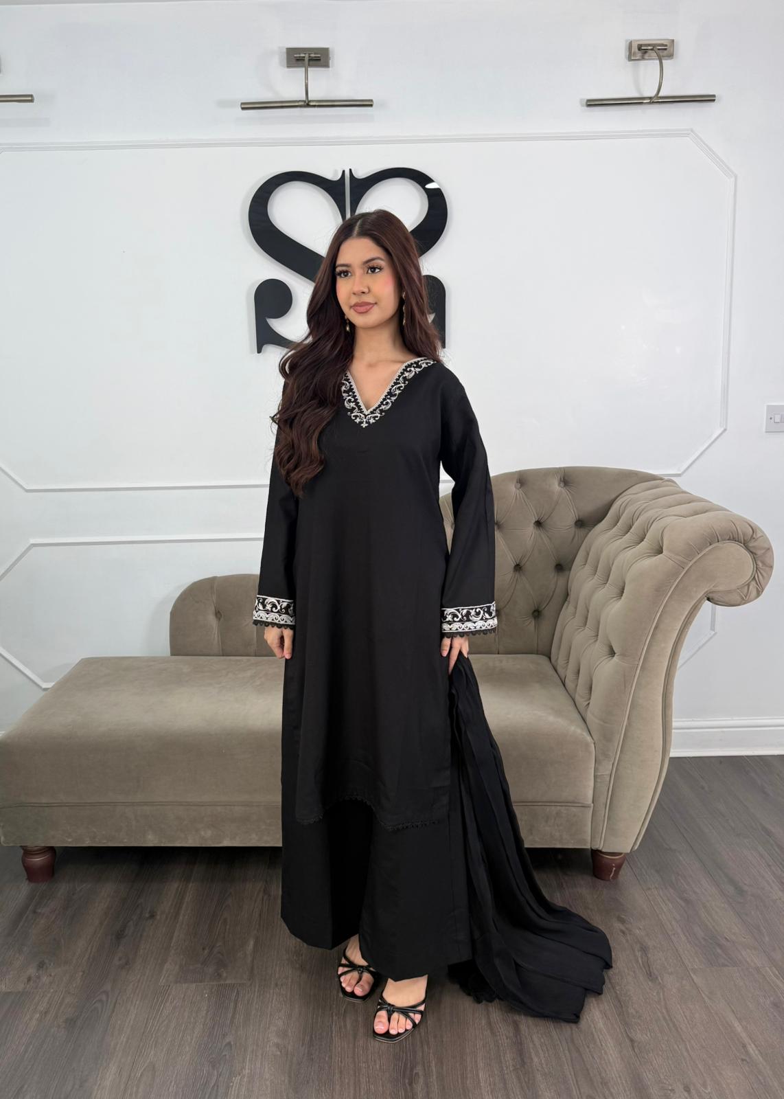 Anna – Two Piece Outfit