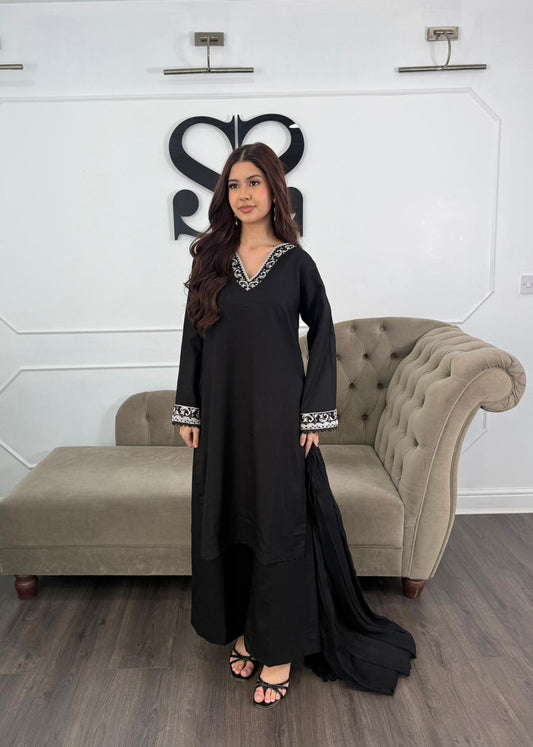 Anna – Two Piece Outfit