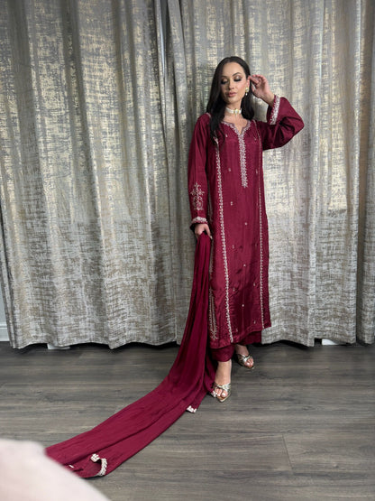 MAHROSH – Luxury Eid Edit | 3PC Shisha Silk Ensemble