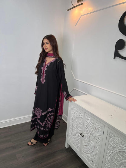 CELESTIA – Luxury Aari Collection | 3PC Ensemble