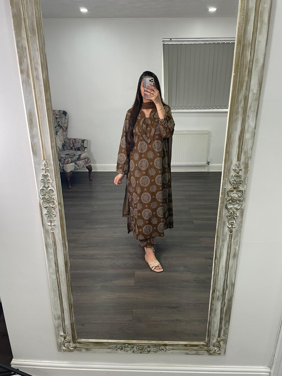 PEARL – Luxury Bana Dora Lawn Collection | 3PC