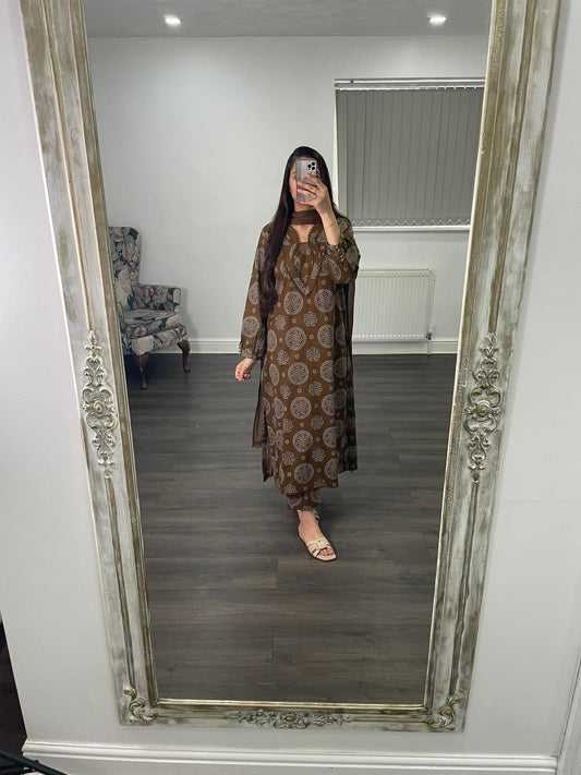 PEARL – Luxury Bana Dora Lawn Collection | 3PC