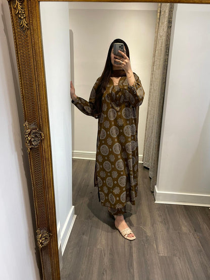 PEARL – Luxury Bana Dora Lawn Collection | 3PC