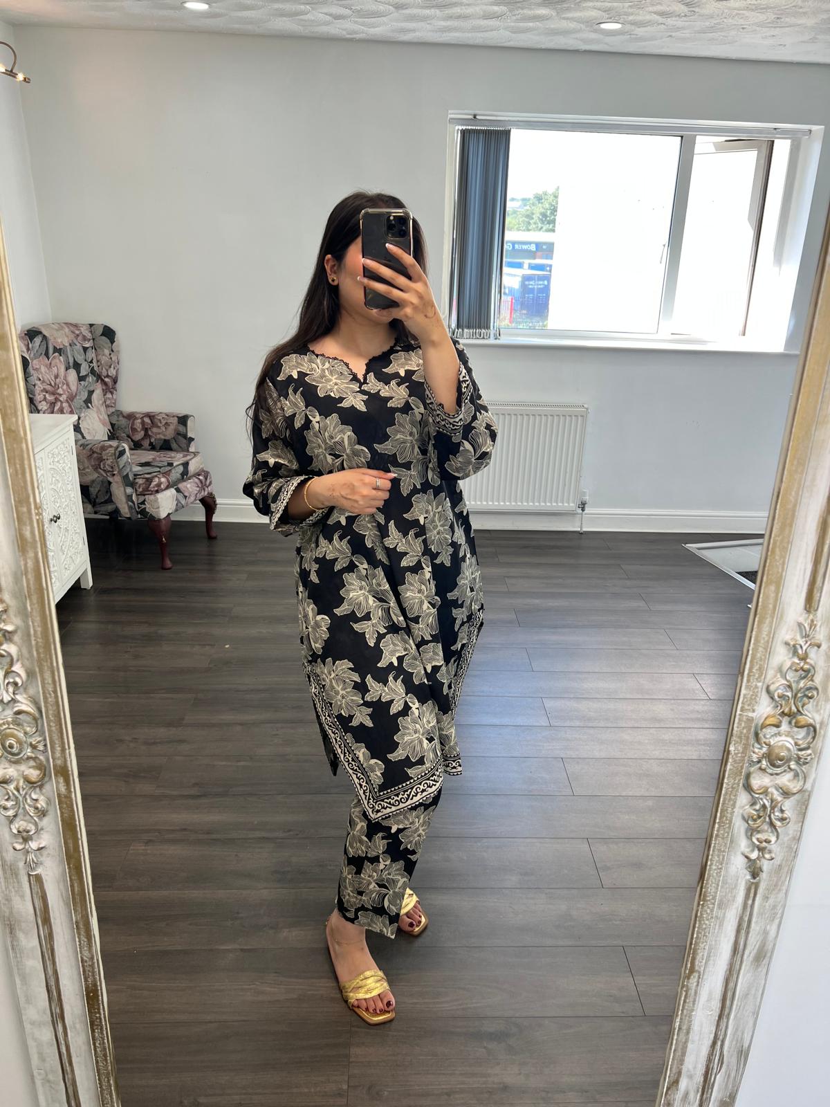 Noir Petal 2-Piece Suit