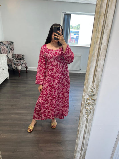 Gulnaar – Vibrant Printed 2 Piece Suit