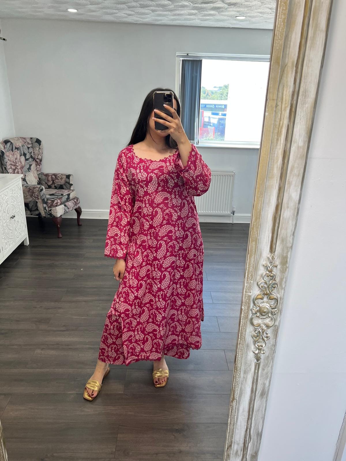 Gulnaar – Vibrant Printed 2 Piece Suit