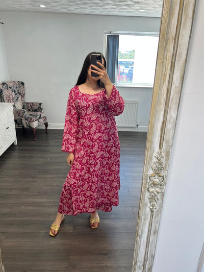 Gulnaar – Vibrant Printed 2 Piece Suit