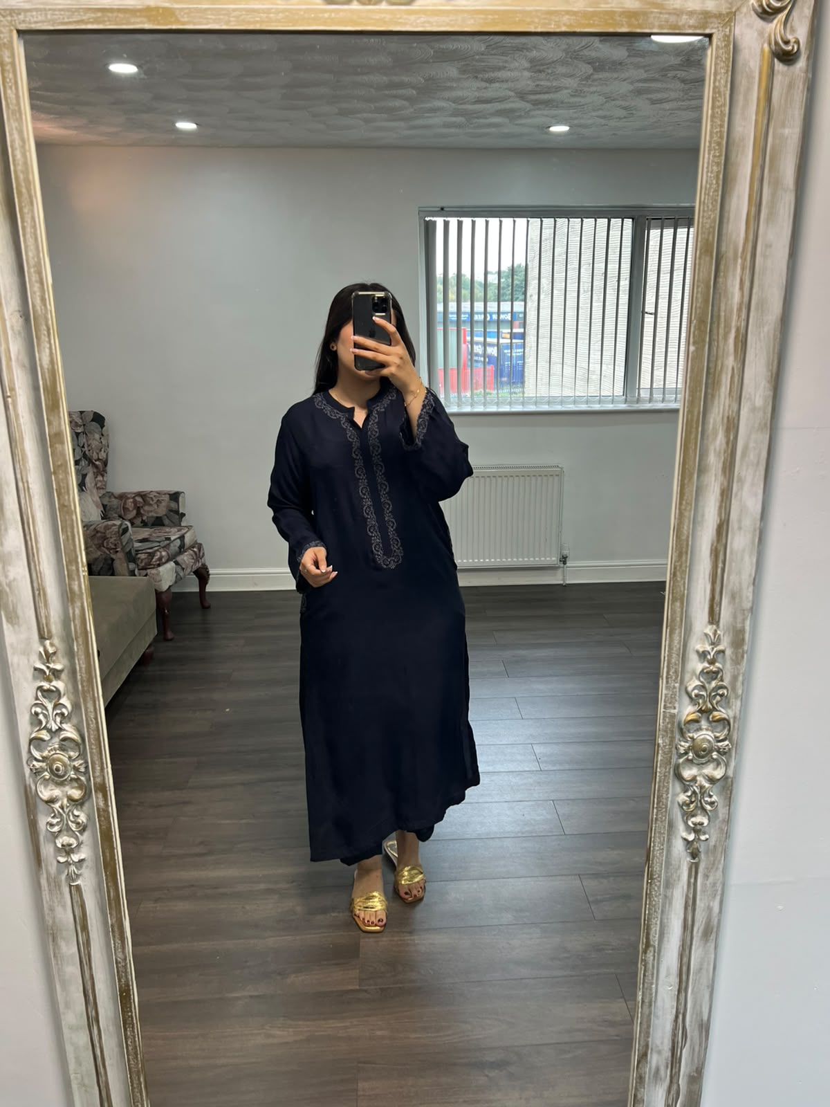 Mehvara – Navy Blue 2 Piece Moss Crepe Set