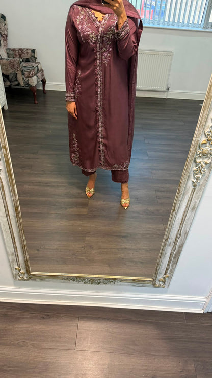 ZAHRA — Luxury Angrakha Ensemble