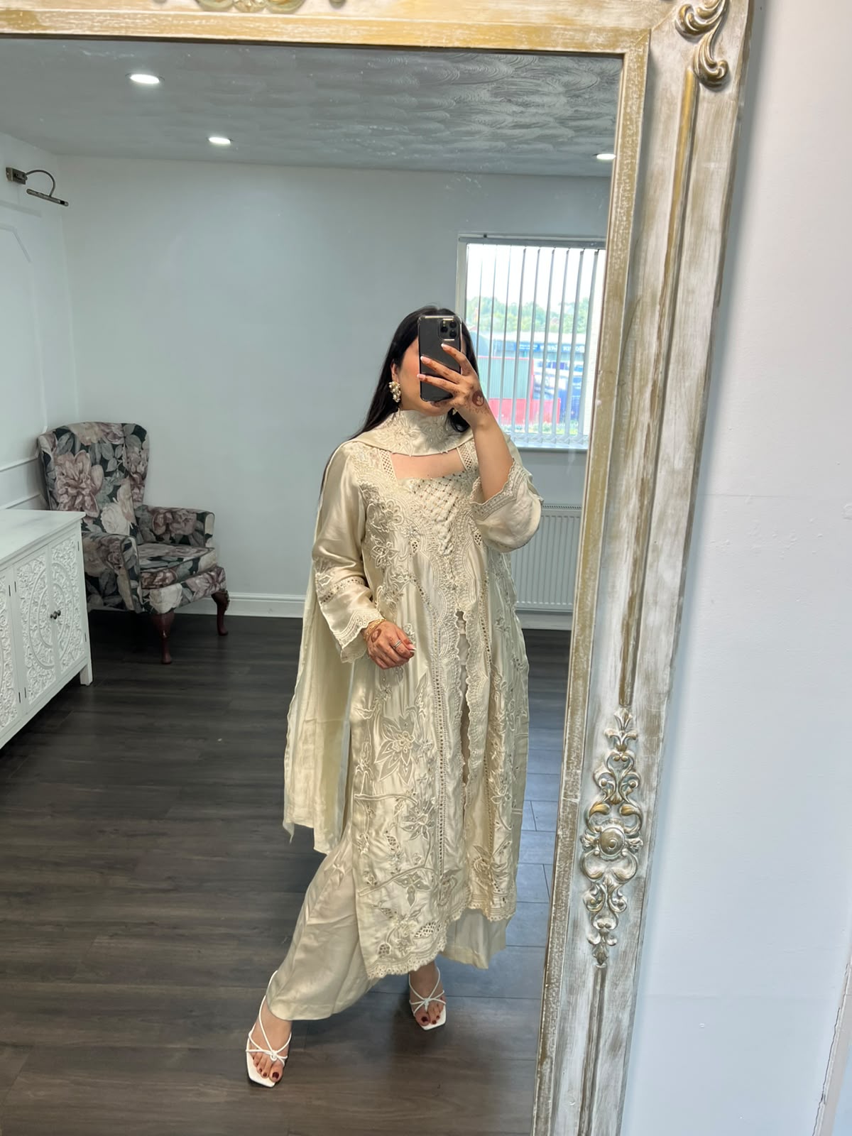 Noor Mahal – Pearl Ivory Embroidered 3-Piece Luxury Pret