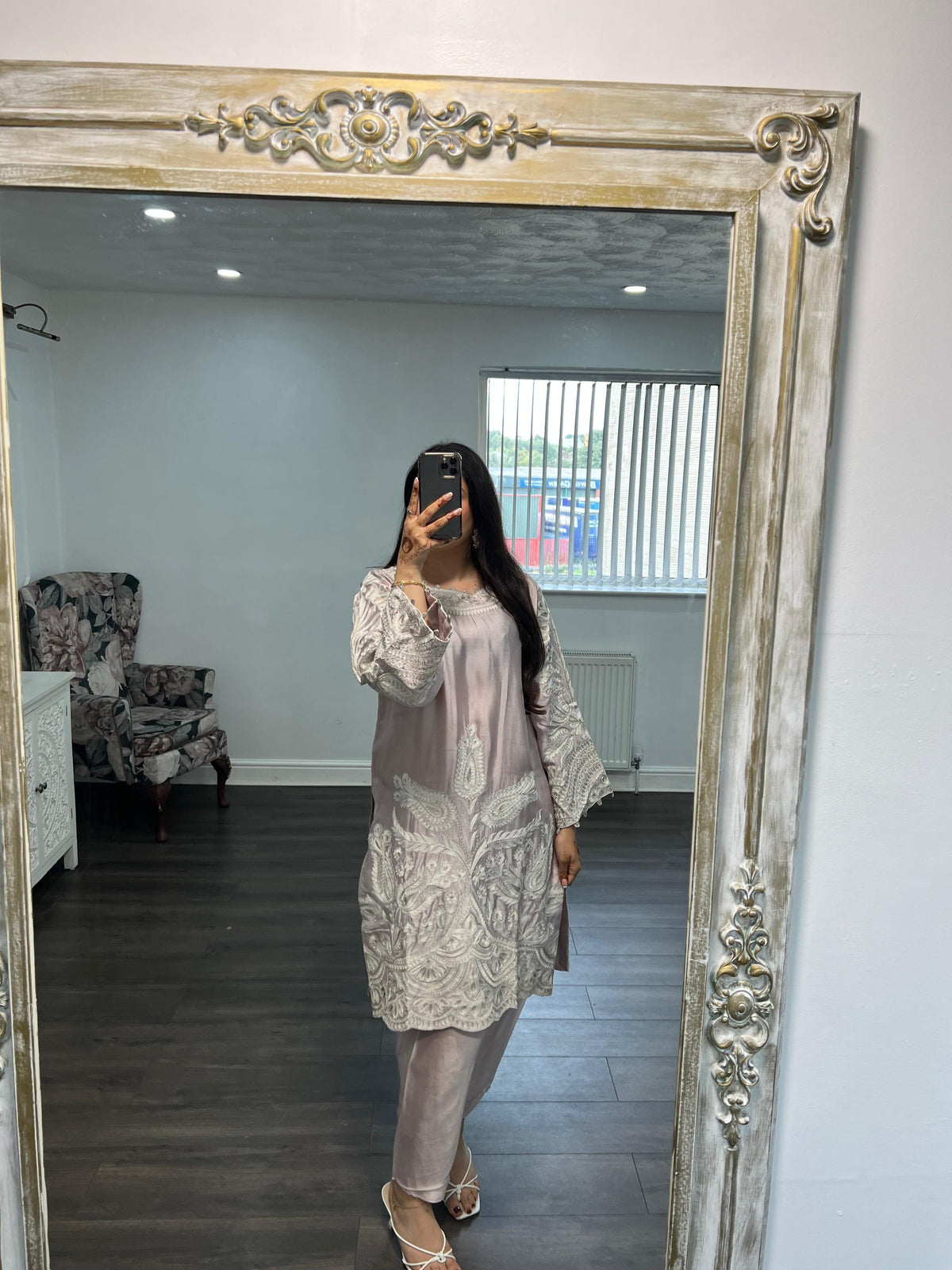 Gulraniya – Blush Grey Embroidered 3-Piece Luxury Pret