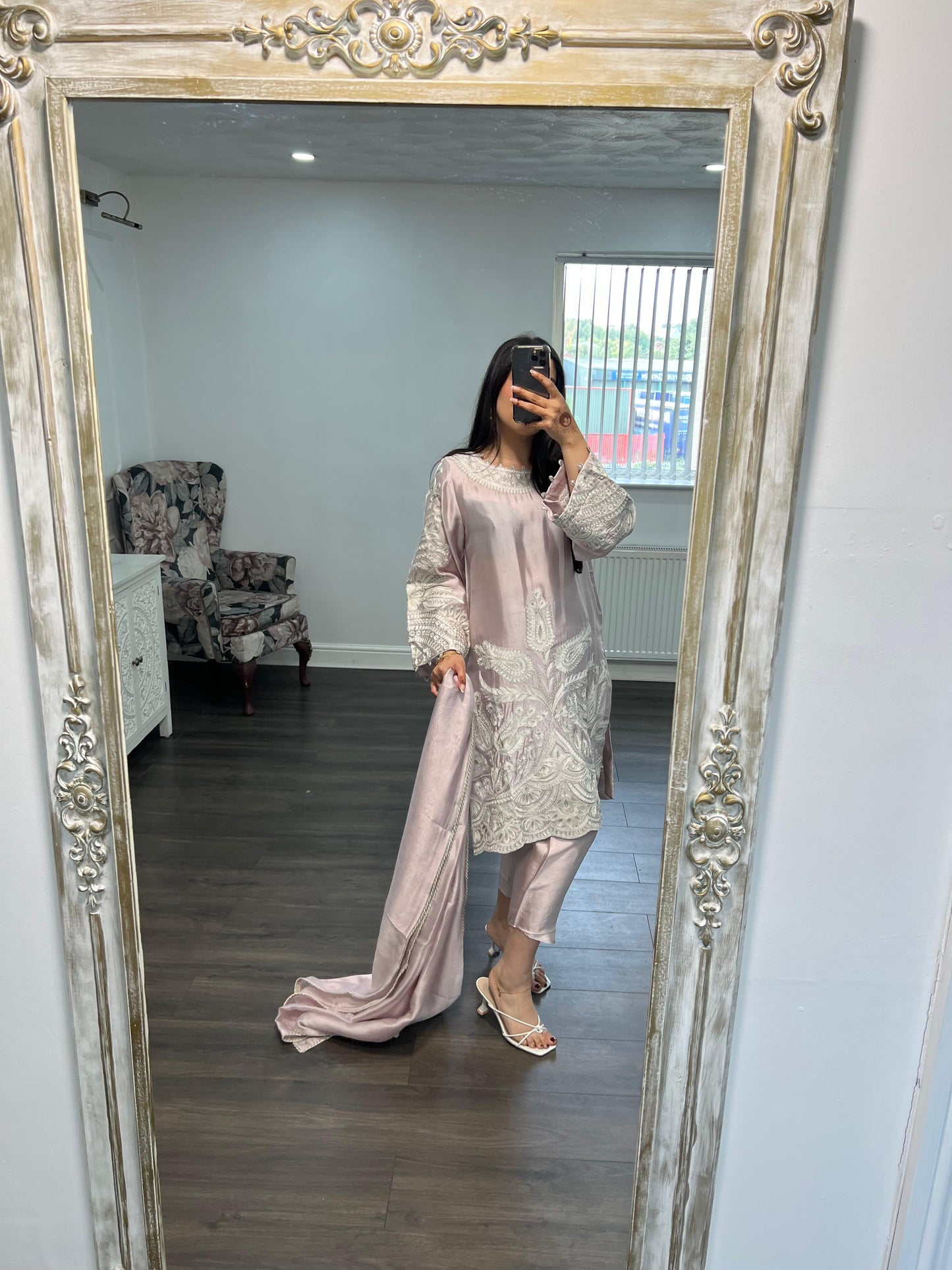 Gulraniya – Blush Grey Embroidered 3-Piece Luxury Pret