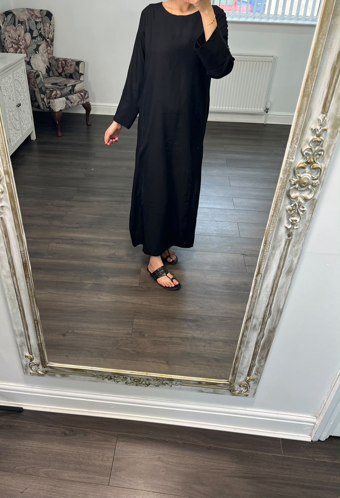 Olive – Classic Black 2-Piece Suit