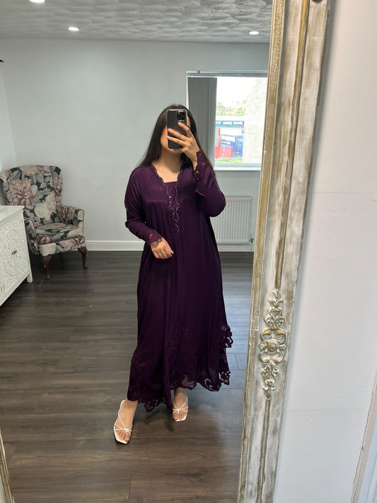 LUNARA – Embroidered Silk 3-Piece