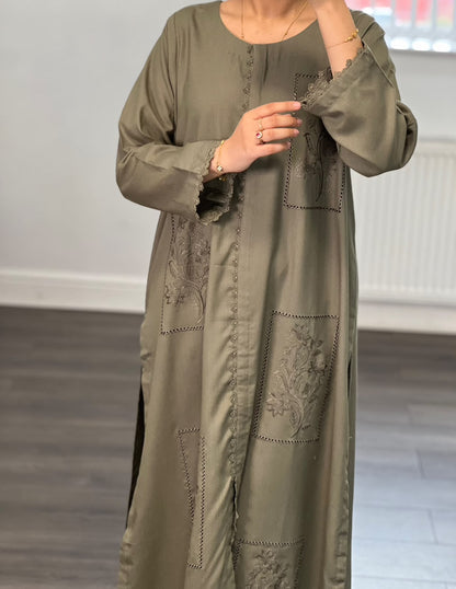 BILMA – Olive Green Embroidered 2 Piece Suit