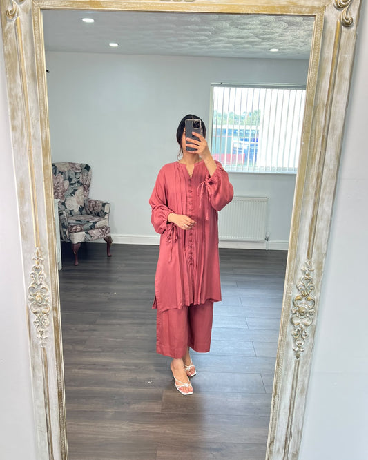 MEHRÉ – Elegant 2 Piece Suit