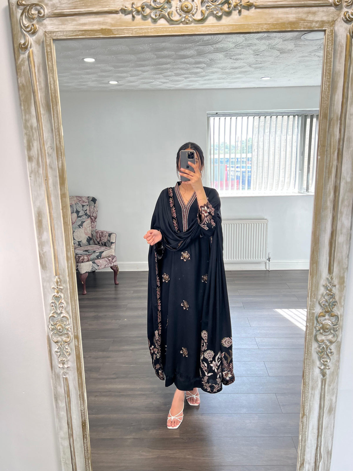 MEHRIZA – 3 Piece Karandi Appliqué Suit