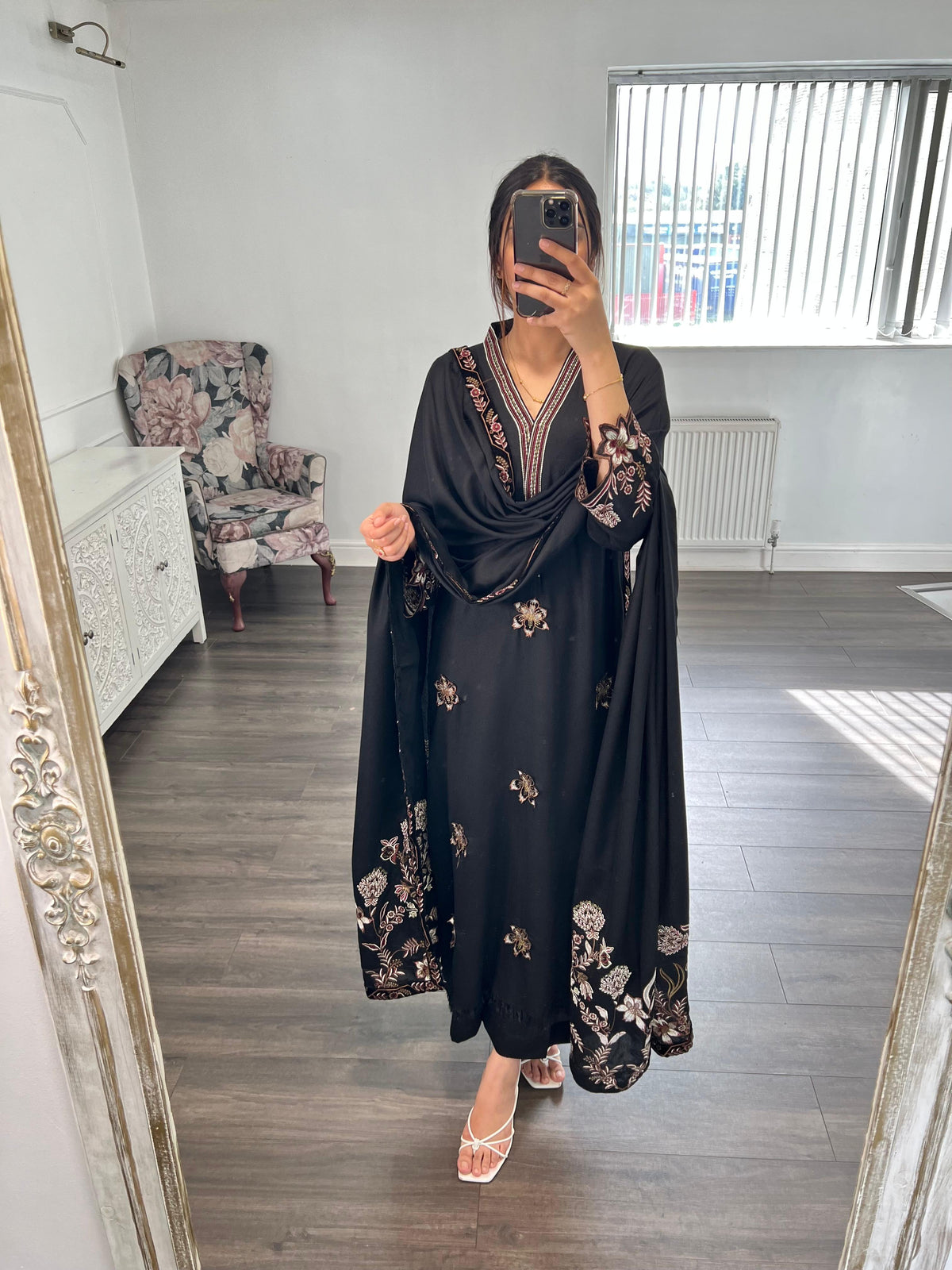 MEHRIZA – 3 Piece Karandi Appliqué Suit