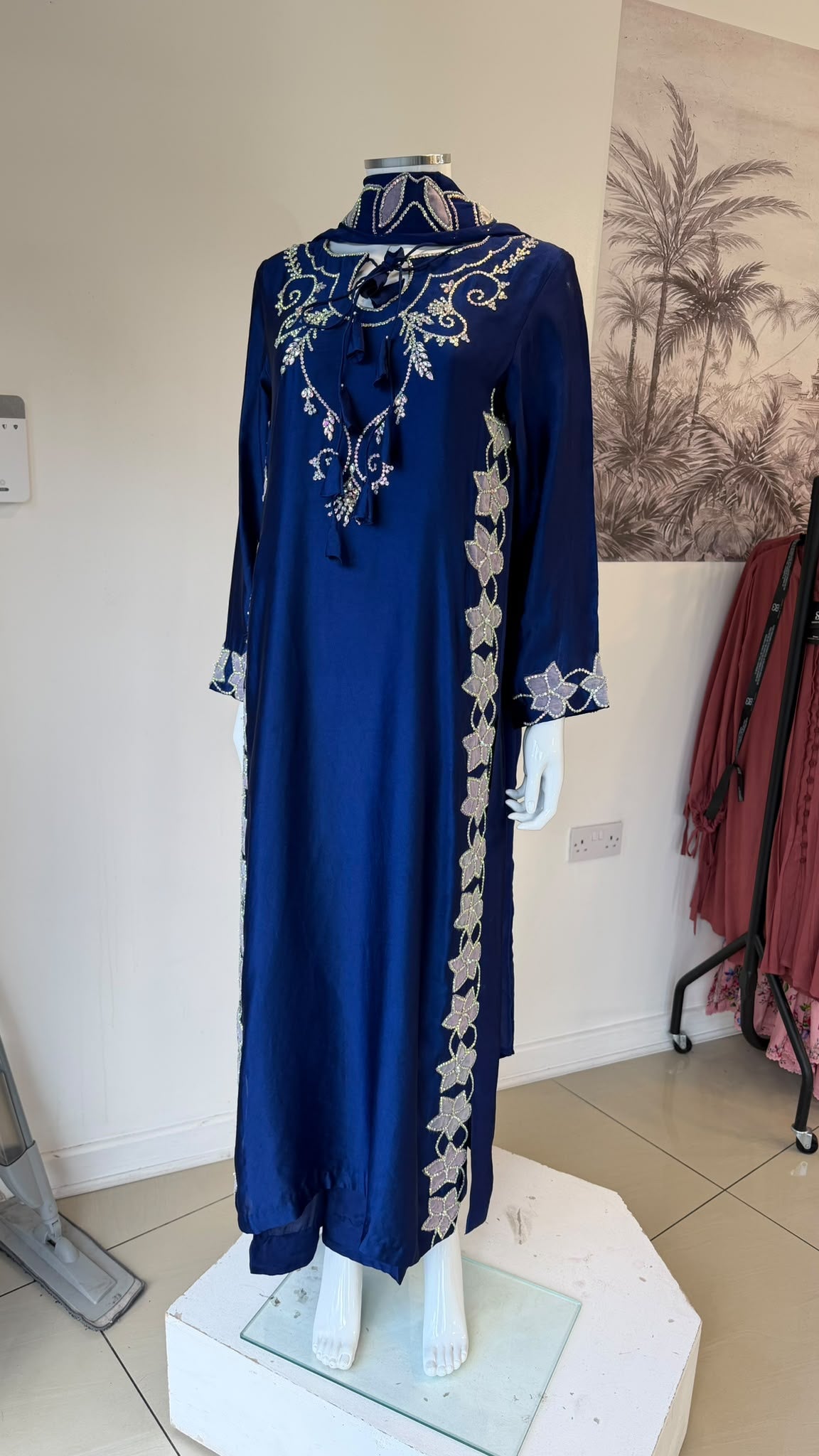 NEELAM ELEGANCE – 3 Piece Sheesha Silk Suit