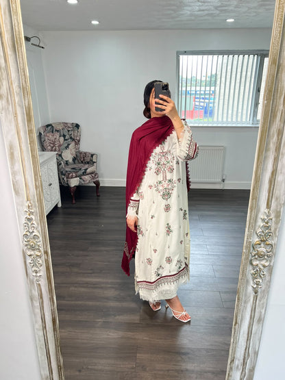 Zahraé Ivory & Maroon — 3 Piece
