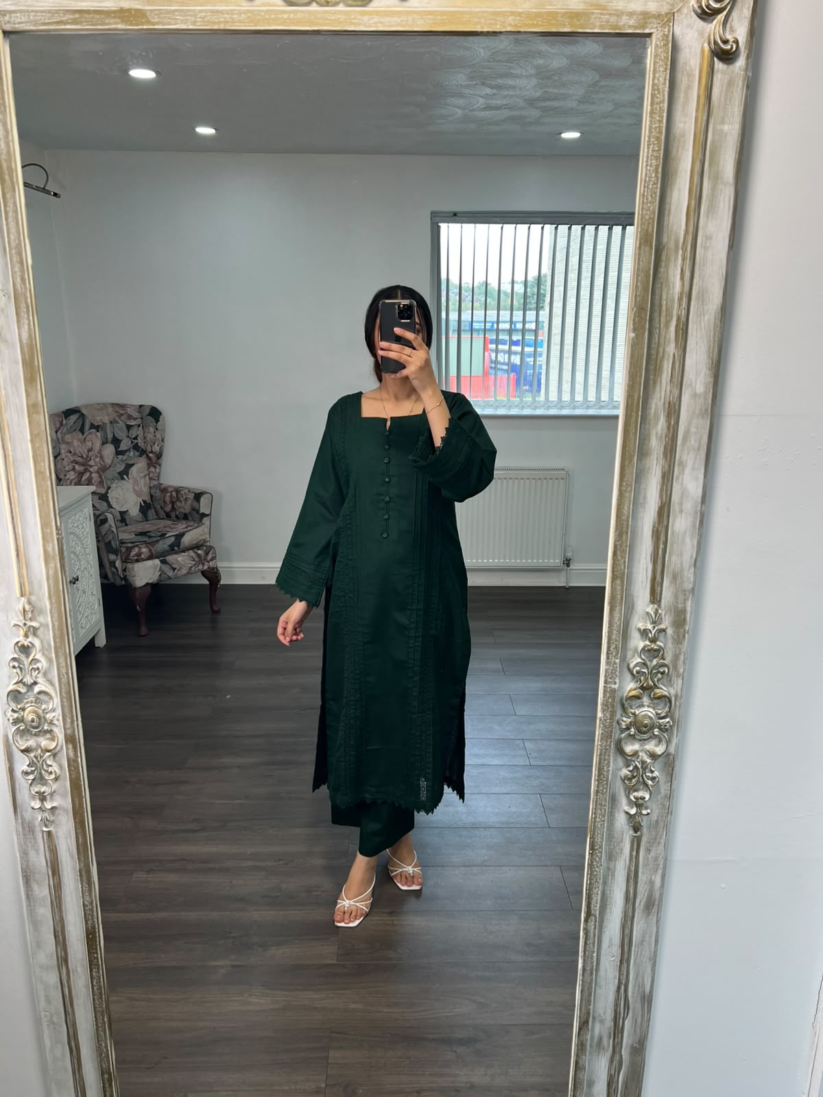 MIRAAL – 2 Piece Signature Pret Suit