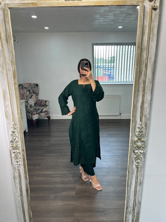 MIRAAL – 2 Piece Signature Pret Suit