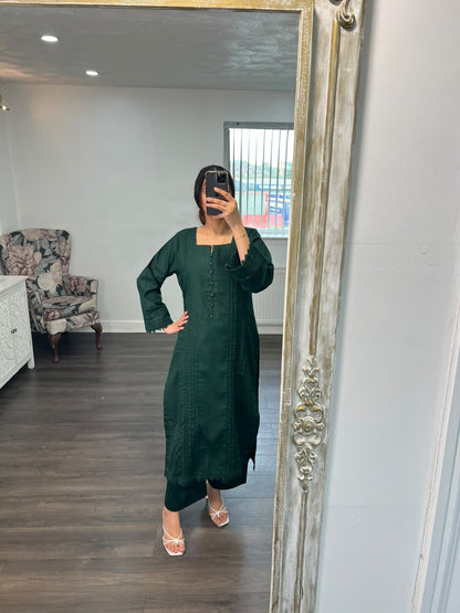 MIRAAL – 2 Piece Signature Pret Suit