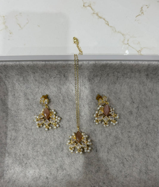 Noor Mocha Pendant Set