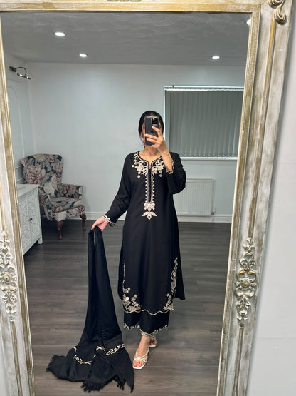 Rang Mahal – 3 Piece Suit