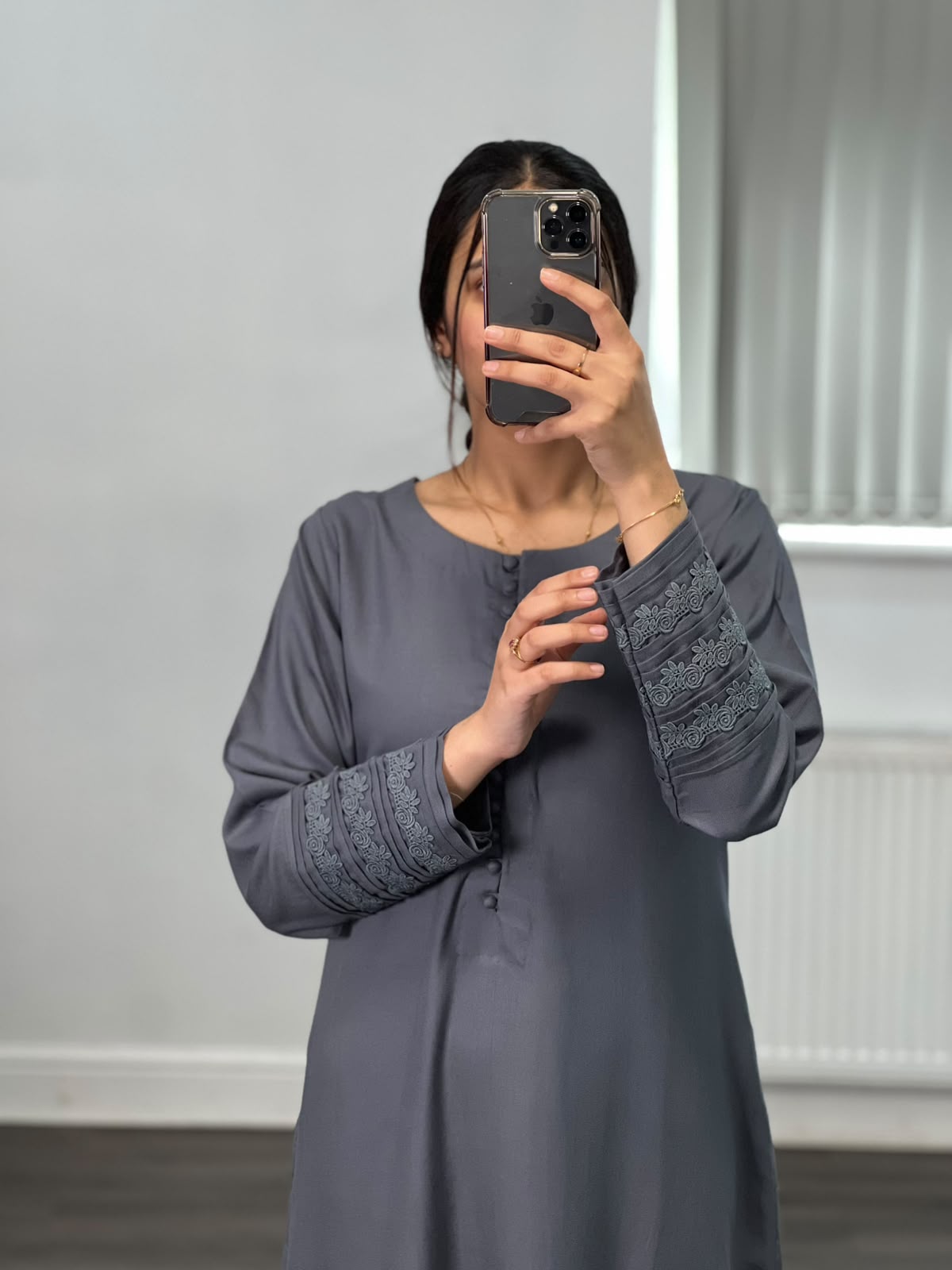 Naaz – Elegant Grey 2-Piece Suit