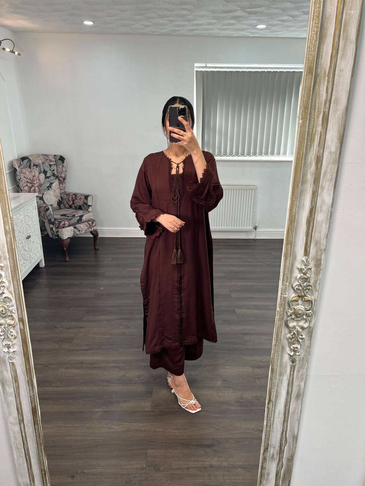 Gulposh – Elegant Maroon 2-Piece Suit