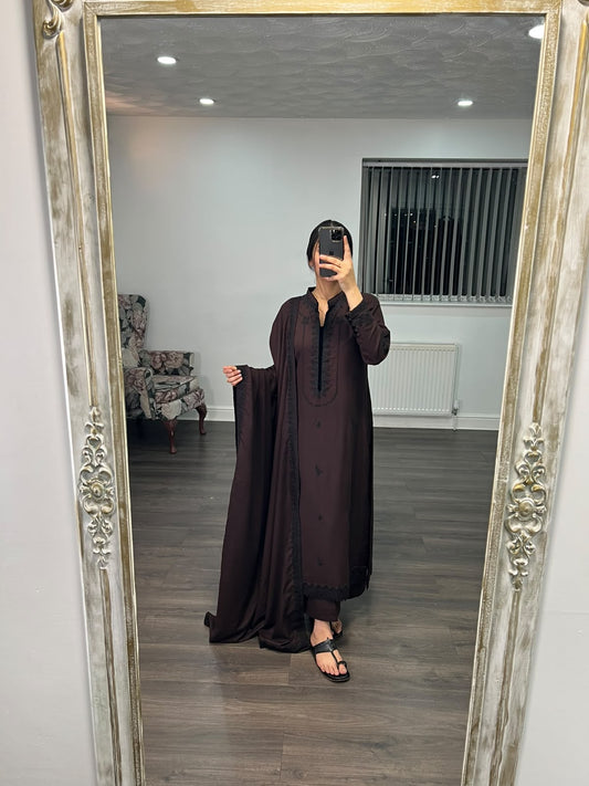 Rhin Jhim Brown – 3 Piece Viscose Woven Winter Wear Suit