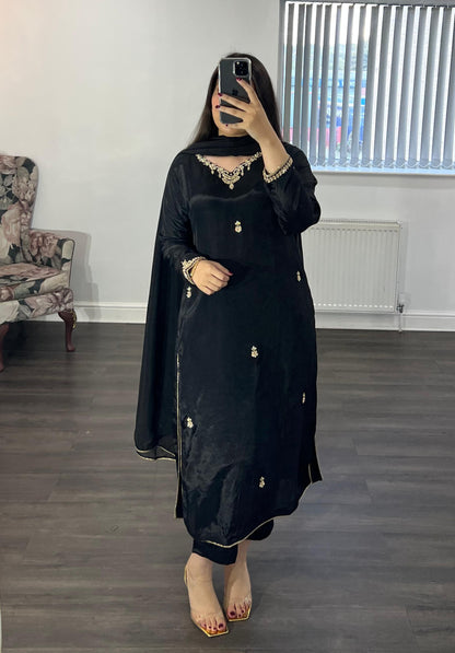 Fakhr - Three Piece Silk