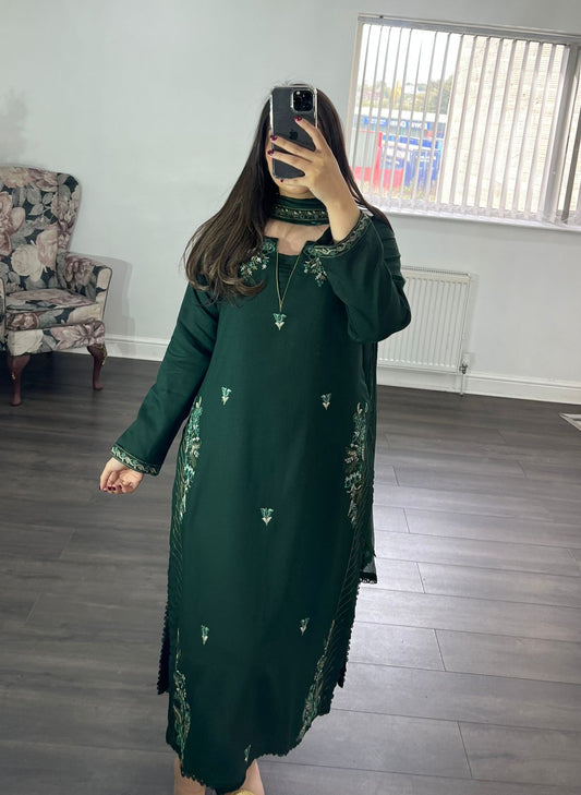 Anita - Three Piece Viscose