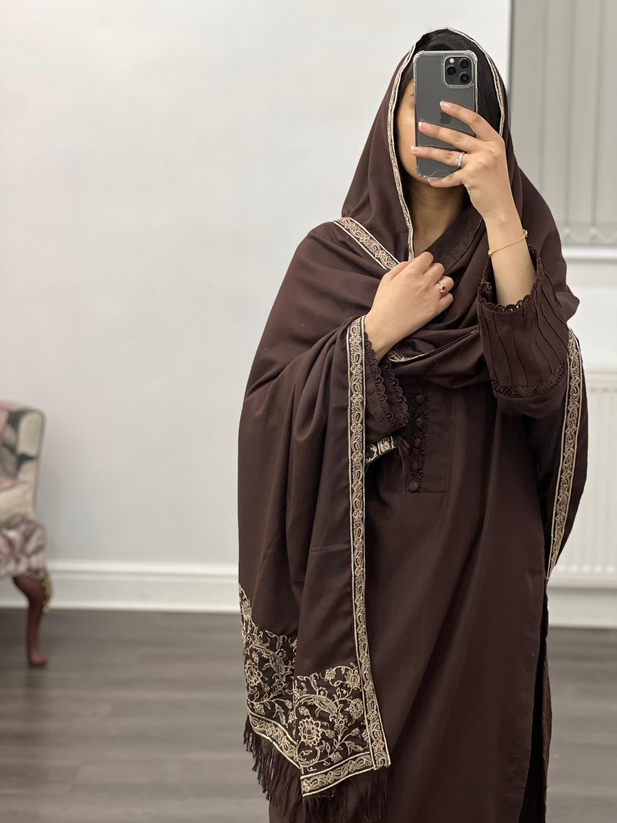 Zayb - Three Piece With Shawl