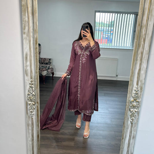ZAHRA — Luxury Angrakha Ensemble